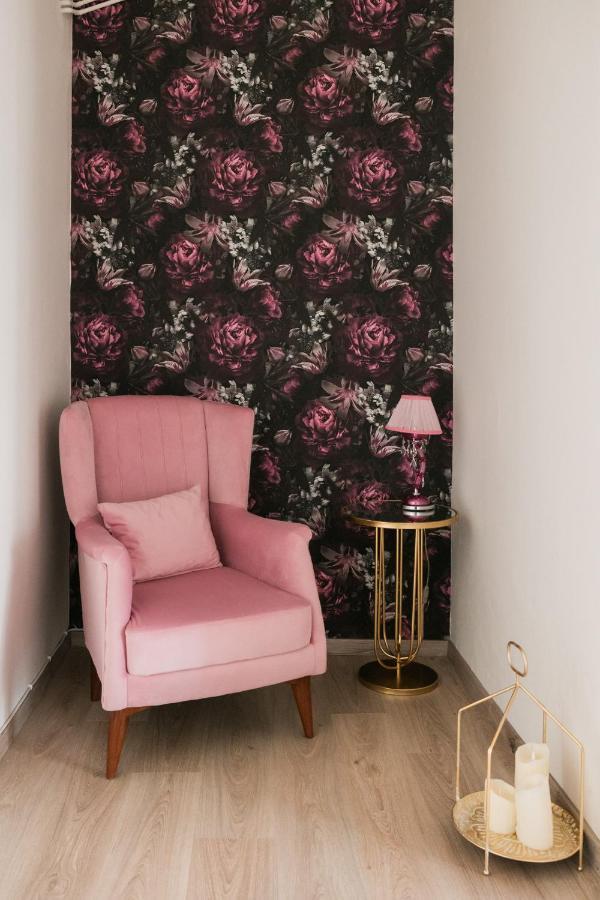 Velvet Apartment Волос Екстериор снимка